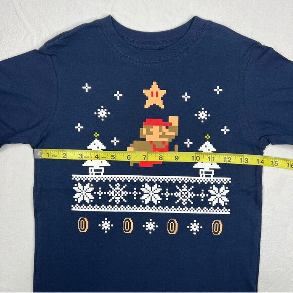 Nintendo Super Mario Christmas Star Pixel Graphic Tee Size Small 5/6 - Picture 5 of 6